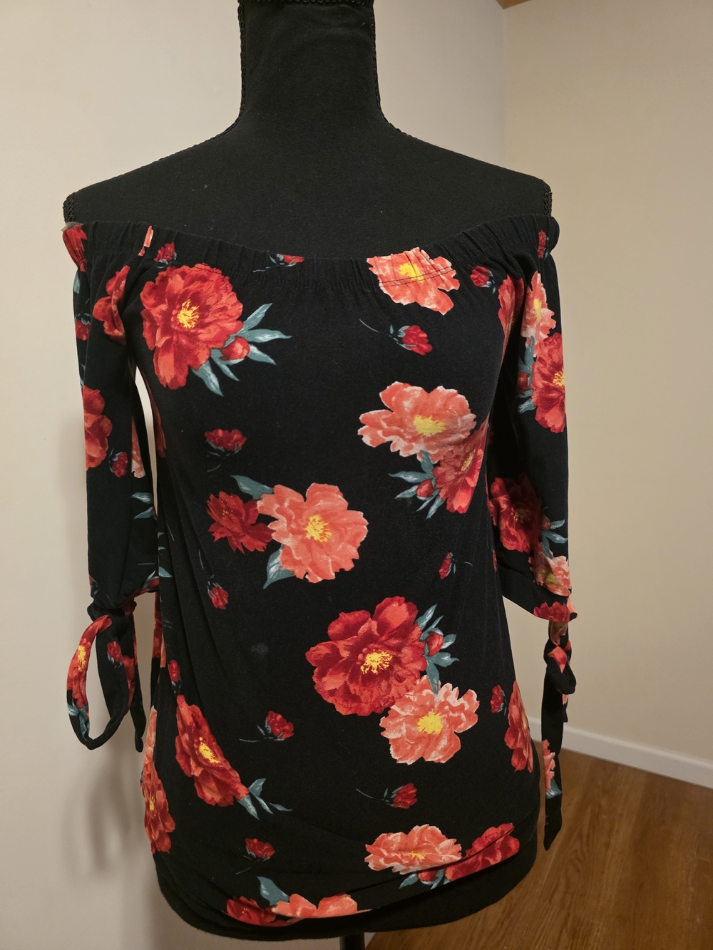 Off-Shoulder Black Floral Tie-Sleeve Women's Dress
